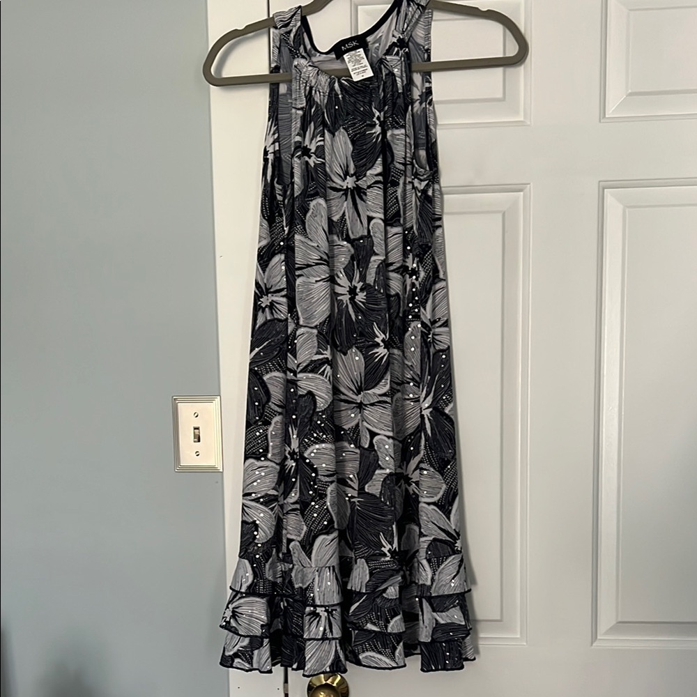 MSK Midi Dress in Elegant Black